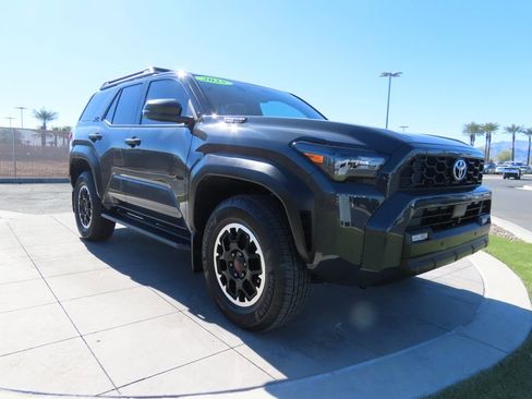 Used 2025 Toyota 4Runner TRD Off-Road image 3