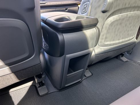 New 2026 Kia EV9 Wind image 17