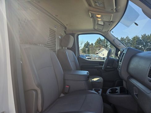 Used 2020 Nissan NV 2500 SV image 29