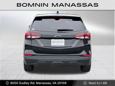 Used 2023 Chevrolet Equinox LS w/ LS Convenience Package image 5