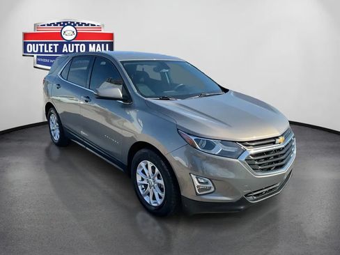 Used 2018 Chevrolet Equinox LT FWD image 1