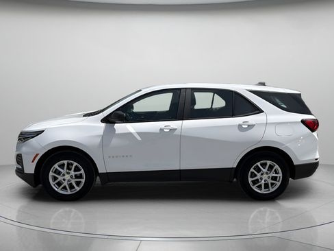 Used 2024 Chevrolet Equinox LS FWD image 5