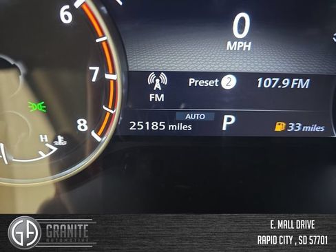 Used 2023 Nissan Rogue SV AWD/4WD image 16
