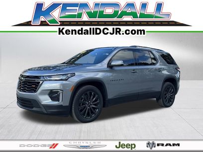 Used 2023 Chevrolet Traverse RS