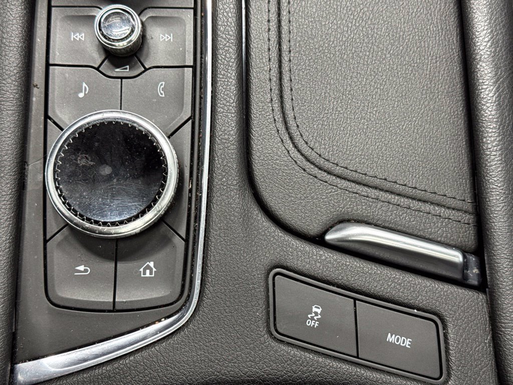 Used 2021 Cadillac XT6 Luxury w/ LPO, Floor Liner Package AWD/4WD image 16