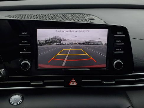 Used 2022 Hyundai Elantra SEL w/ Convenience Package image 24