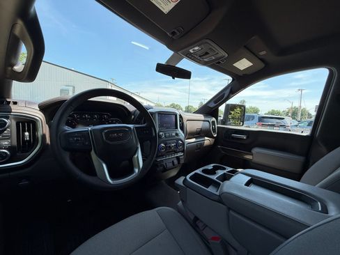 Used 2022 GMC Sierra 2500 SLE w/ SLE Convenience Package AWD/4WD image 17