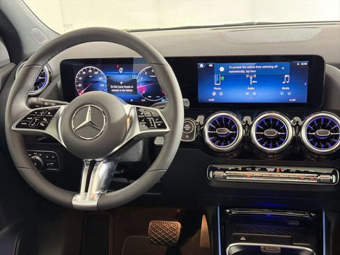 New 2026 Mercedes-Benz GLA 250 4MATIC image 27