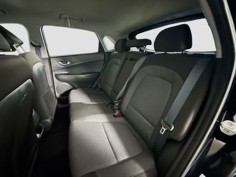 Used 2023 Hyundai Kona SE w/ Cargo Package image 25