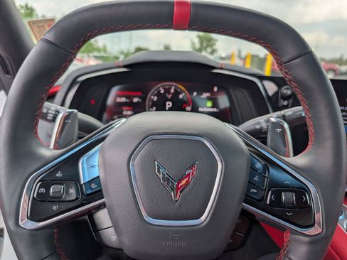 Used 2024 Chevrolet Corvette Stingray Preferred Cpe w/ Z51 Performance Package RWD image 12
