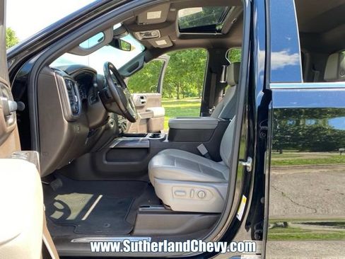 Used 2021 Chevrolet Silverado 1500 LTZ w/ LTZ Premium Package AWD/4WD image 21