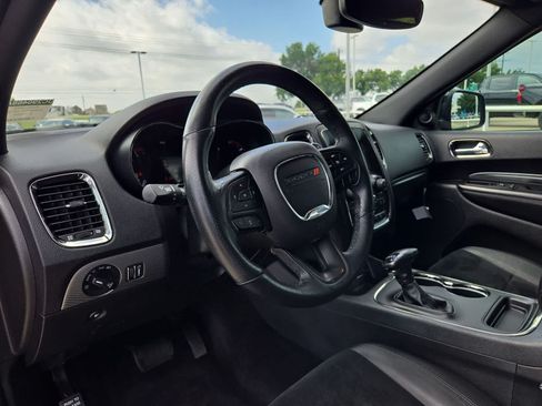 Used 2018 Dodge Durango GT RWD image 2