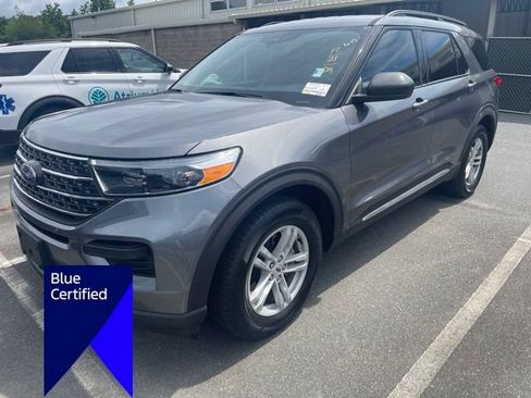 Certified 2024 Ford Explorer XLT RWD image 1
