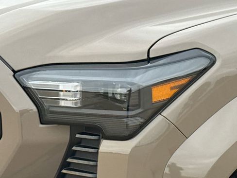 Used 2026 Toyota Tacoma TRD Sport RWD image 4