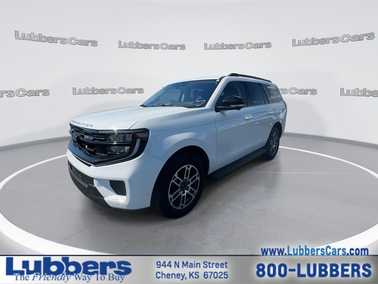 Used 2025 Ford Expedition Active AWD/4WD image 4