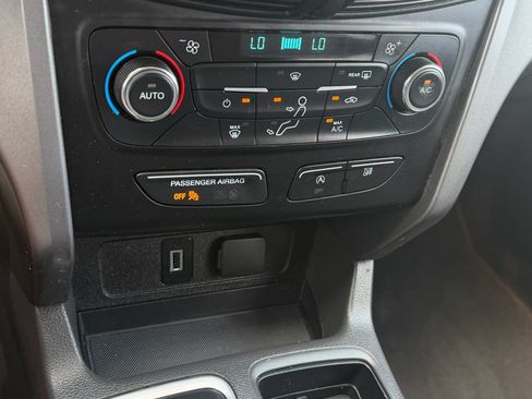 Used 2017 Ford Escape SE AWD/4WD image 13