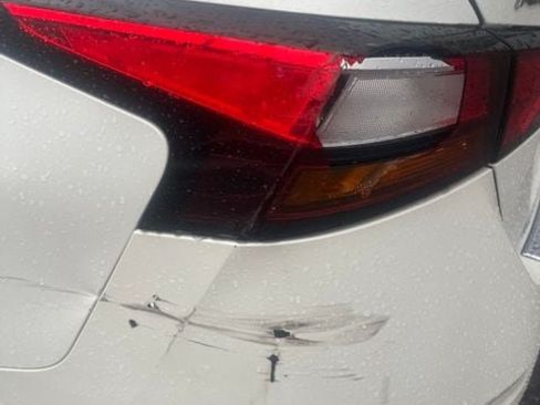 Used 2023 Nissan Altima 2.5 SR w/ SR Premium Package FWD image 13