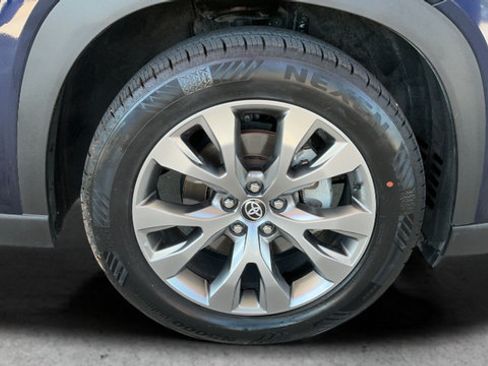Used 2024 Toyota Grand Highlander FWD image 27