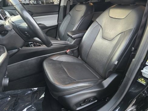 Used 2022 Jeep Compass Latitude image 5