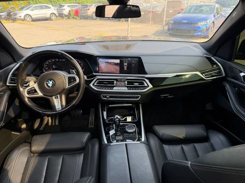 Used 2021 BMW X5 M50i AWD/4WD image 31