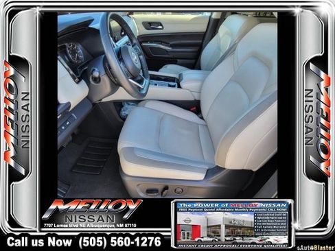 Used 2023 Nissan Pathfinder SL image 8