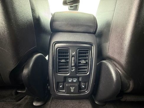 Used 2016 Jeep Grand Cherokee High Altitude AWD/4WD image 24