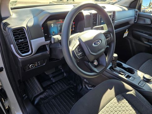 Used 2025 Ford Ranger XL image 9