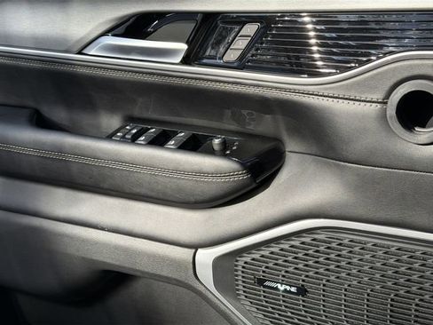 New 2025 Jeep Wagoneer L Series II w/ Premium Group I AWD/4WD image 30