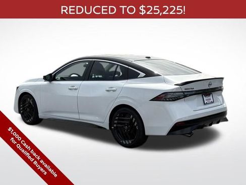 New 2026 Nissan Sentra SR w/ Floor Mat Package FWD image 9