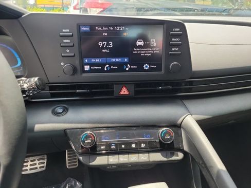 Used 2026 Hyundai Elantra Sport FWD image 23