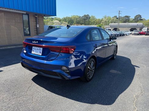 Used 2024 Kia Forte LXS image 11
