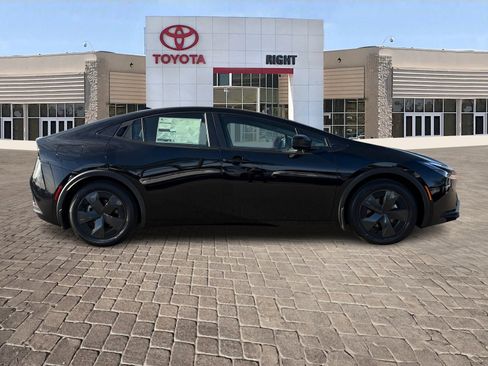 New 2026 Toyota Prius Plug-In Hybrid image 7