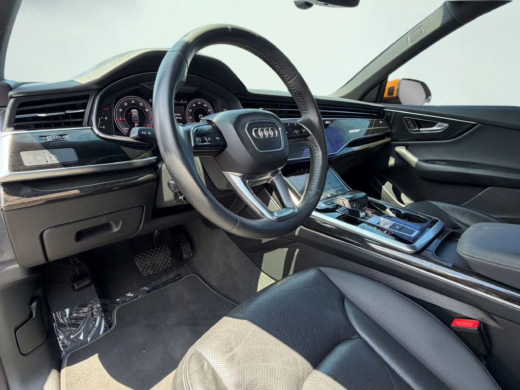 Used 2019 Audi Q8 Premium Plus w/ Premium Plus AWD/4WD image 48