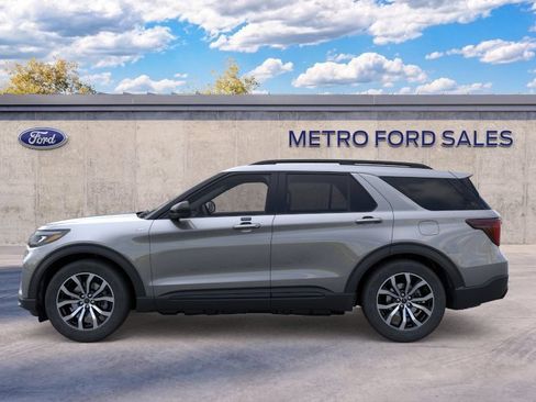 New 2026 Ford Explorer ST-Line AWD/4WD image 4