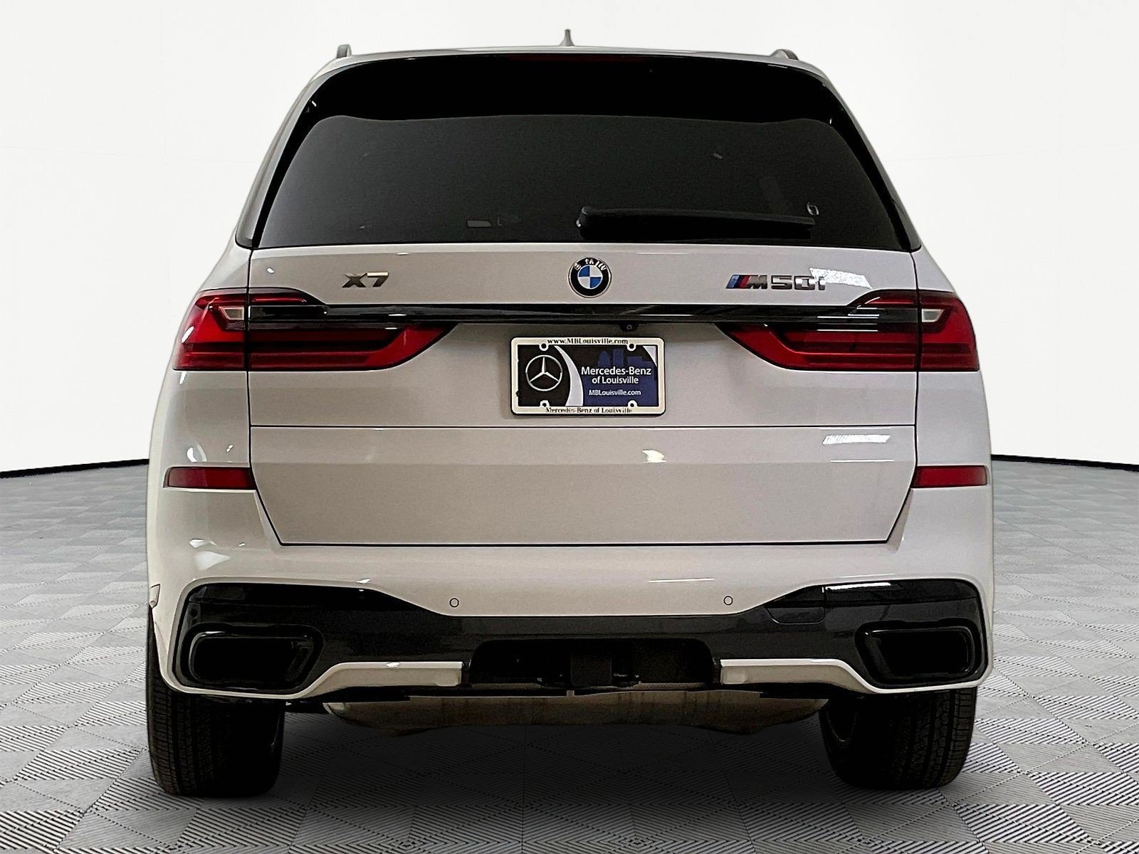 Used 2022 BMW X7 M50i AWD/4WD image 5