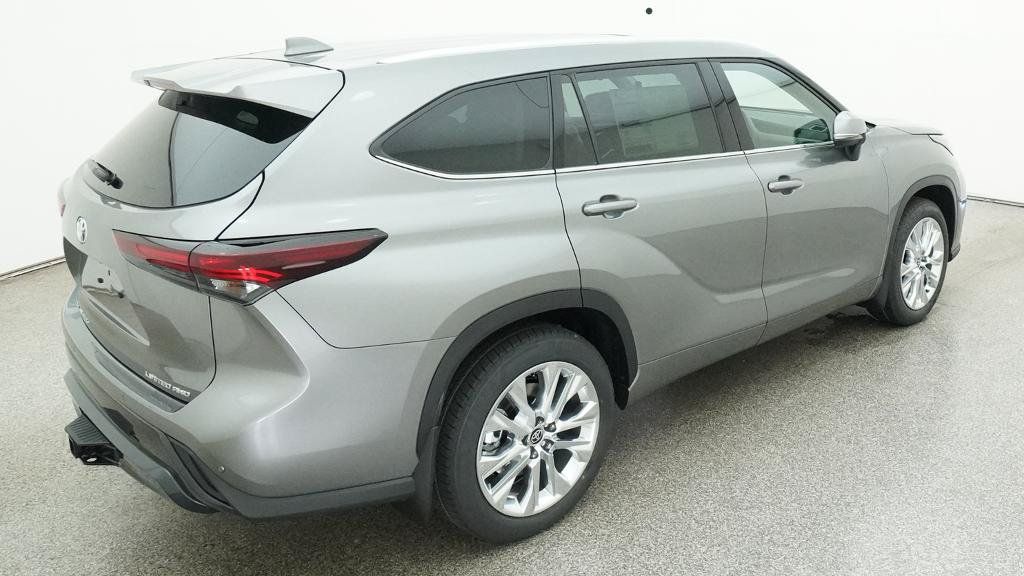 New 2026 Toyota Highlander Limited AWD/4WD image 46