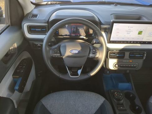 Used 2025 Ford Maverick XLT w/ XLT Luxury Package image 16