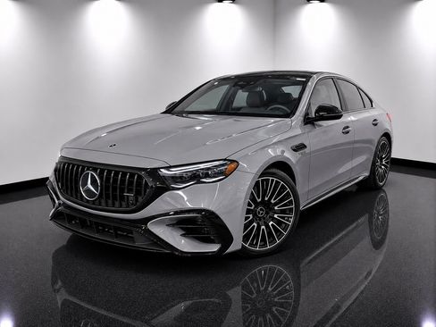 Used 2026 Mercedes-Benz E 53 AMG e 4MATIC Sedan image 1