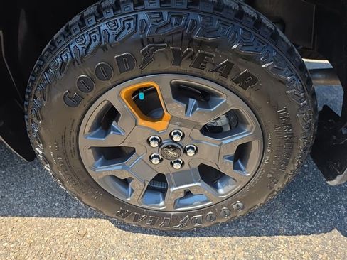 Certified 2025 Ford Maverick Tremor image 11