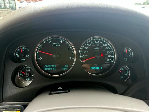 Used 2011 Chevrolet Silverado 3500 LTZ image 13