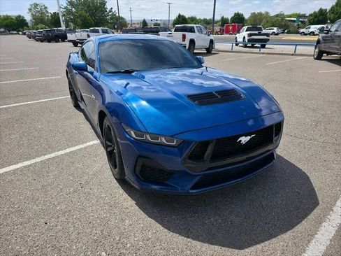 Used 2024 Ford Mustang GT RWD image 5