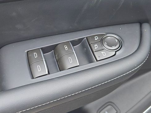 New 2026 Buick Enclave Sport Touring w/ Power Package FWD image 22