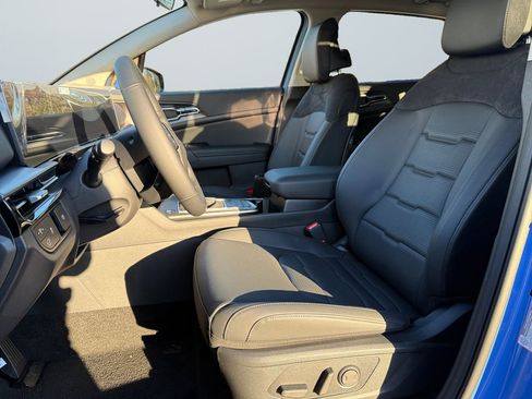 New 2026 Kia Sportage SX image 9