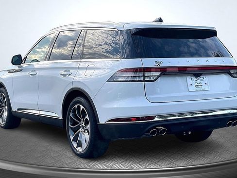 Used 2026 Lincoln Aviator Reserve RWD image 5