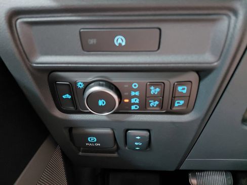 Certified 2025 Ford F150 Tremor AWD/4WD image 41