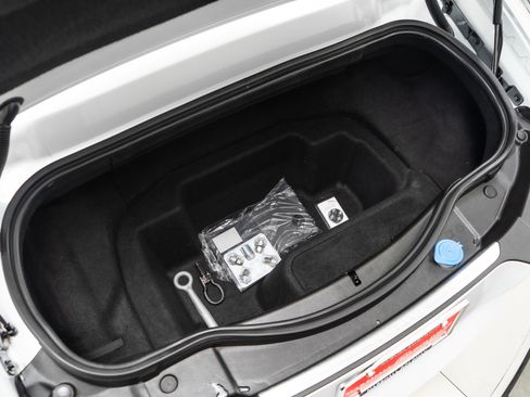 Used 2019 Jaguar F-TYPE R-Dynamic image 19