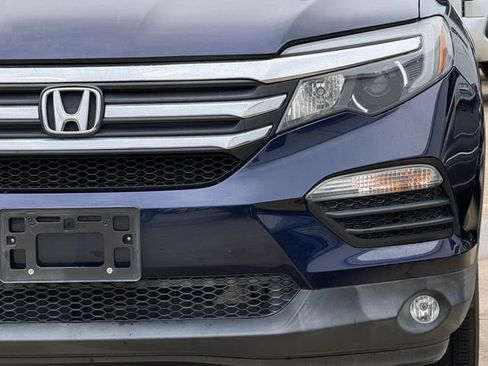Used 2017 Honda Pilot EX image 8