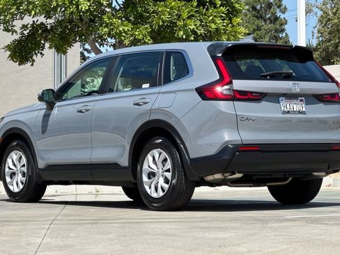Used 2024 Honda CR-V LX image 3