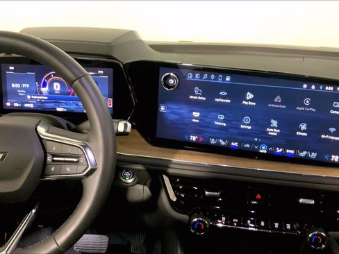 Used 2025 Chevrolet Tahoe High Country w/ Sun And Tow Package AWD/4WD image 6