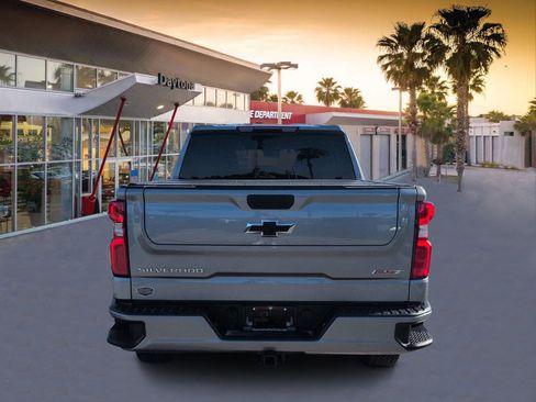 Used 2025 Chevrolet Silverado 1500 RST w/ Protection Package RWD image 4